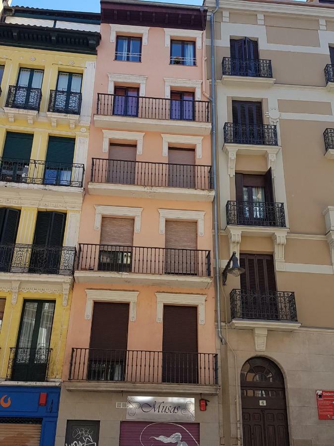 Apartamento Mercaderes Pamplona Exteriör bild